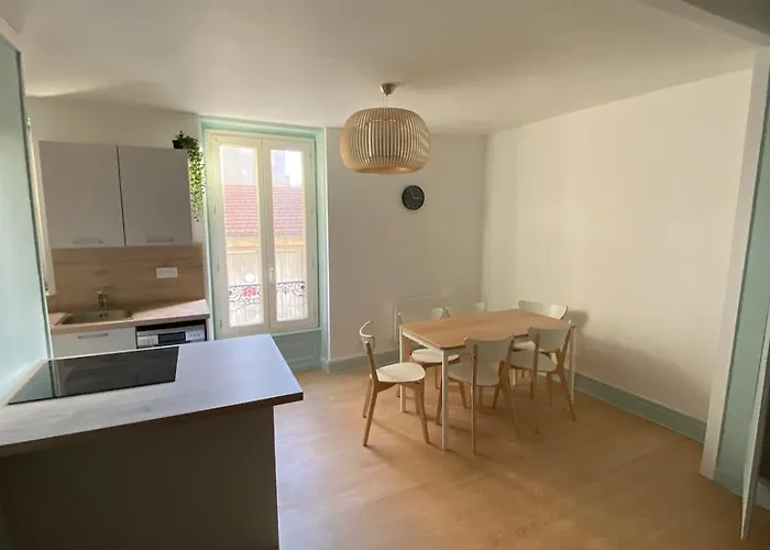 New T2 Salins * Клермон-Ферран