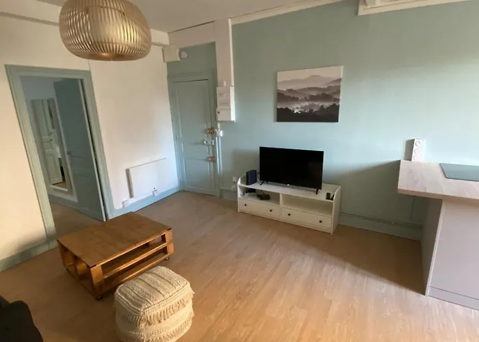 Апартаменты New T2 Salins *